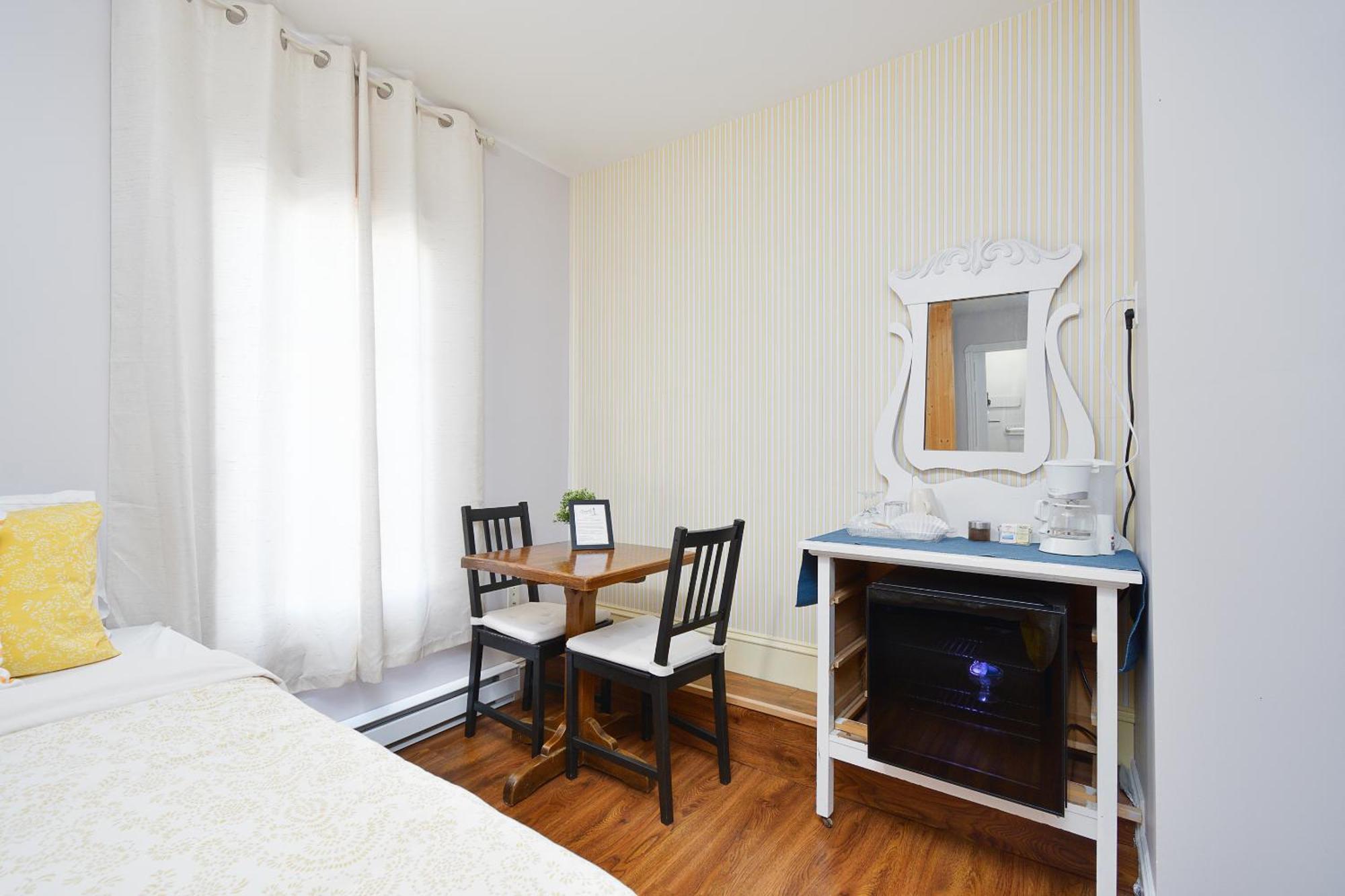 Pepperell Place Inn Inc. St. Peter's Extérieur photo